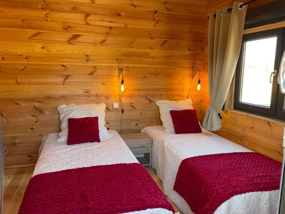 Le Chalet Du Crescent Saint-Germain-des-Champs Bagian luar foto