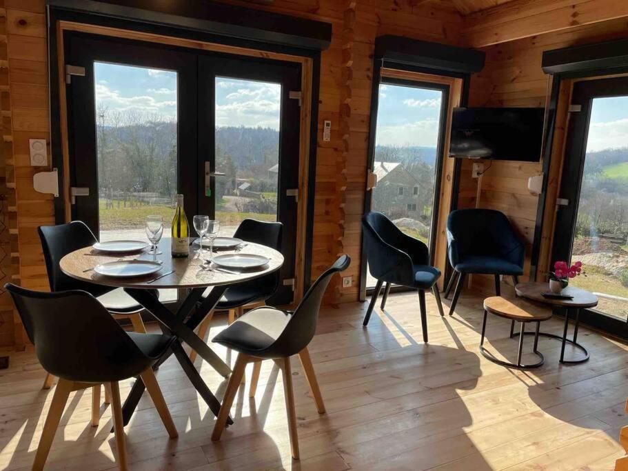 Le Chalet Du Crescent Saint-Germain-des-Champs Bagian luar foto